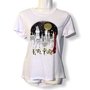 NWOT Harry Potter Hogwarts Castle White Gold Graphic T Shirt Top New